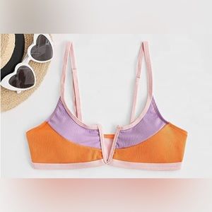 ☀️Ribbed V Bikini top